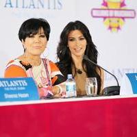 Kim Kardashian and Kris Jenner at the press conference for the launch of Millions Of Milkshakes | Picture 101682